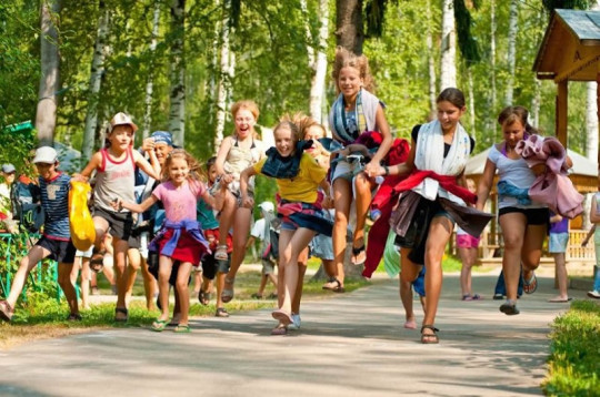 Начало приема заявлений через портал «Госуслуги71» на предоставление путевок в загородные детские лагеря.